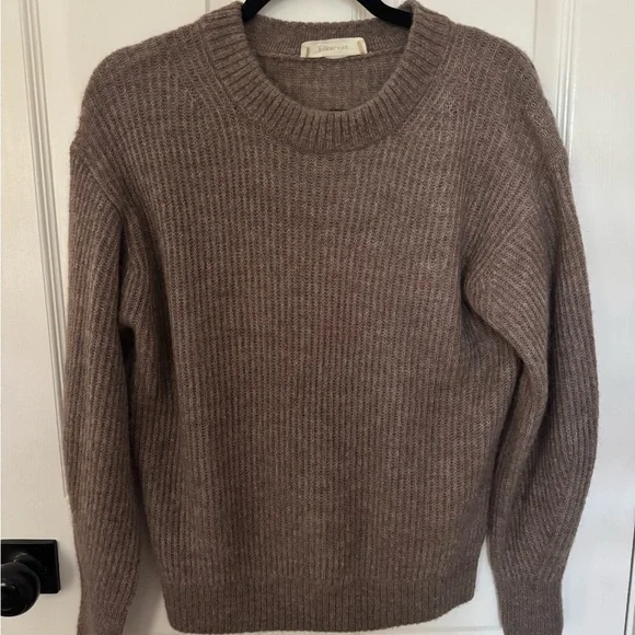 NWOT Everlane Alpaca Crewneck Sweater Taupe Melange XS - Picture 2 of 6